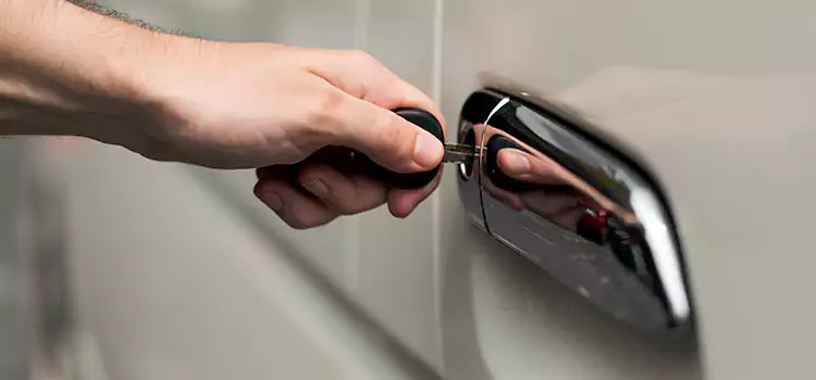 Why Choose Our Auto Locksmith Team in Covina, CA?